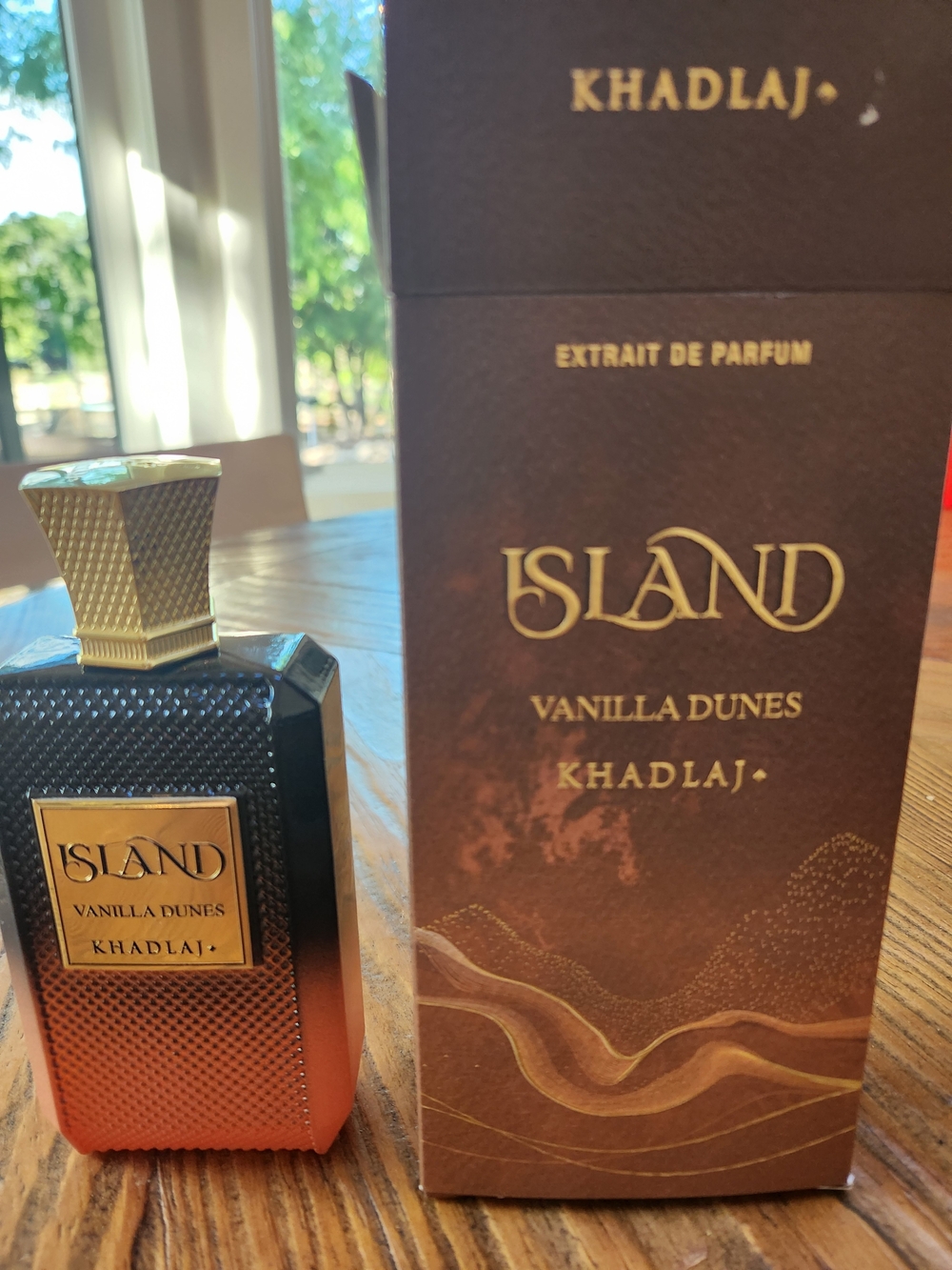 Khadlaj Island Vanilla Dunes Women's Fragrance Bottle - Black and Orange